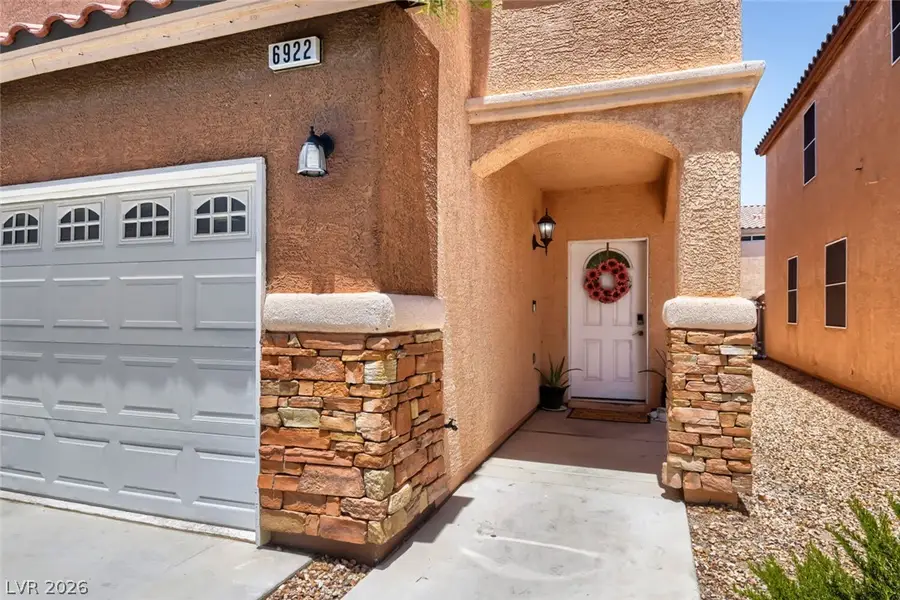 6922 Majestic Palm Drive, Las Vegas, NV 89122 - #2