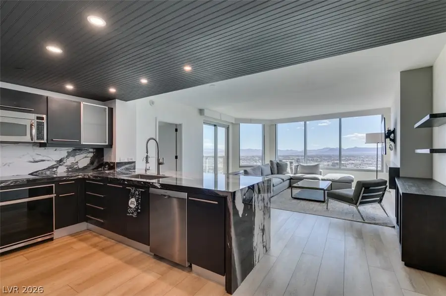322 Karen Avenue #3902, Las Vegas, NV 89109 - #2