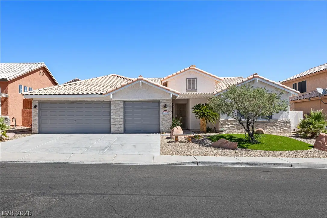 9886 Masked Duck Avenue, Las Vegas, NV 89117 - #1