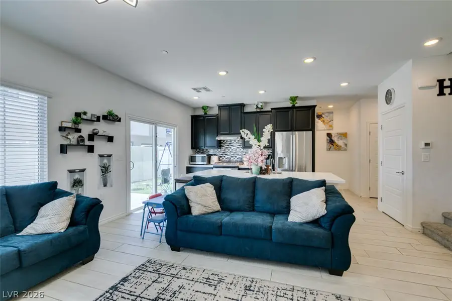 7220 N Decatur Boulevard #5, Las Vegas, NV 89131 - #2