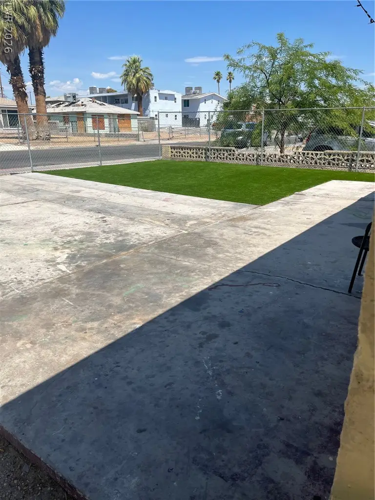 610 N 11th Street, Las Vegas, NV 89101 - #2