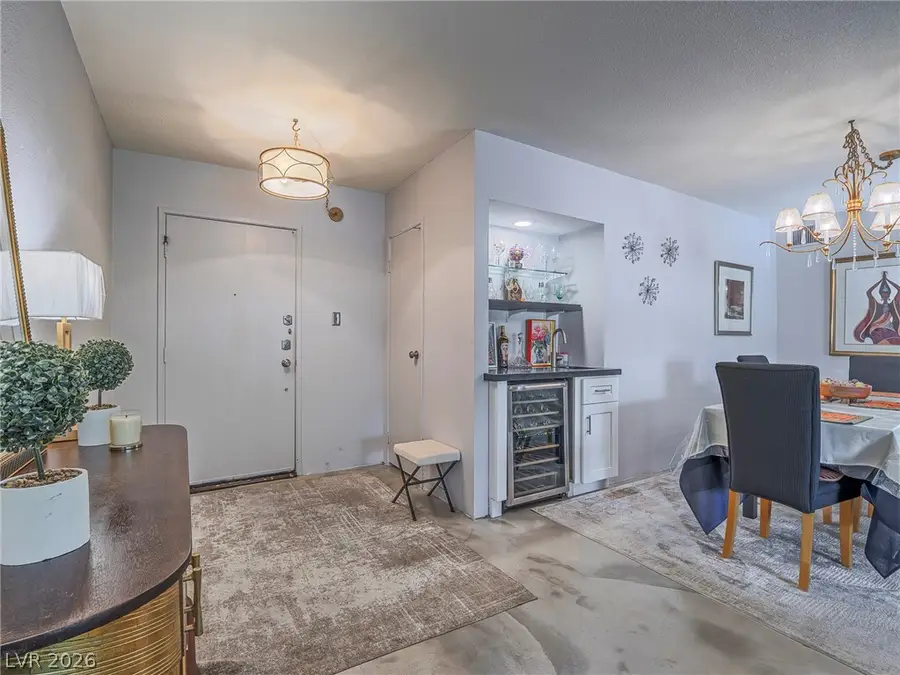 730 Royal Crest #422, Las Vegas, NV 89169 - #2