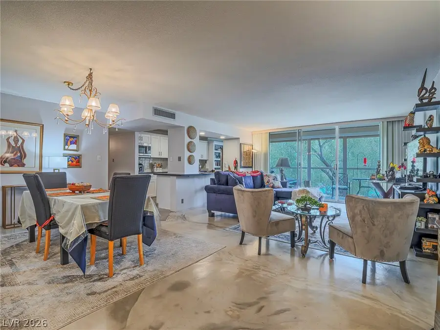730 Royal Crest #422, Las Vegas, NV 89169 - #3