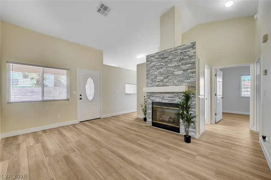 1632 N Torrey Pines Drive #101, Las Vegas, NV 89108 - #3