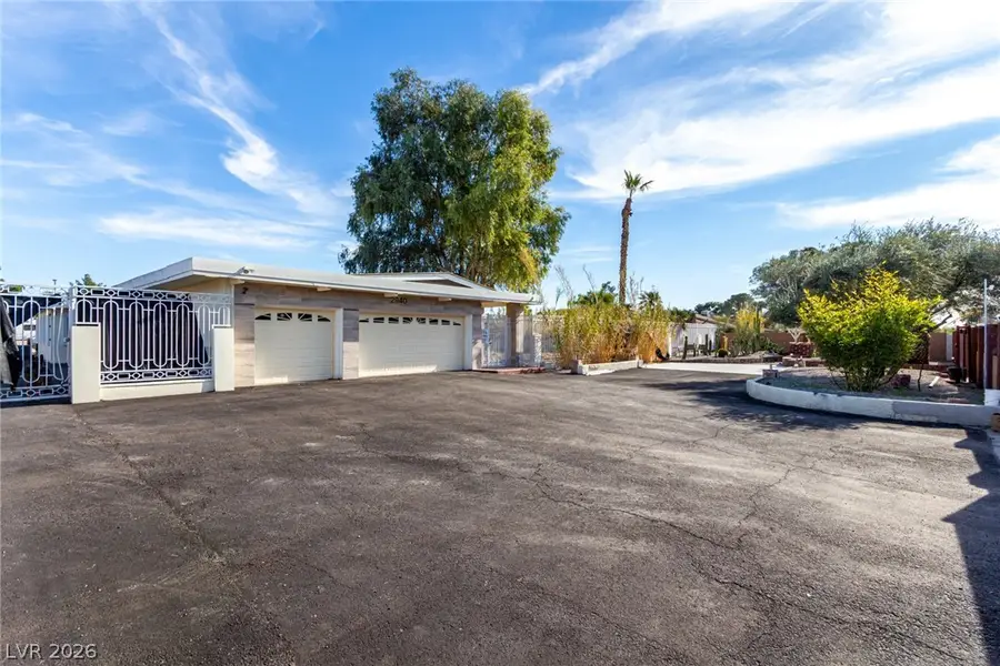 2940 S Bronco Street, Las Vegas, NV 89146 - #3