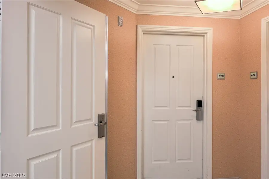 135 E Harmon Avenue #1020, Las Vegas, NV 89109 - #2
