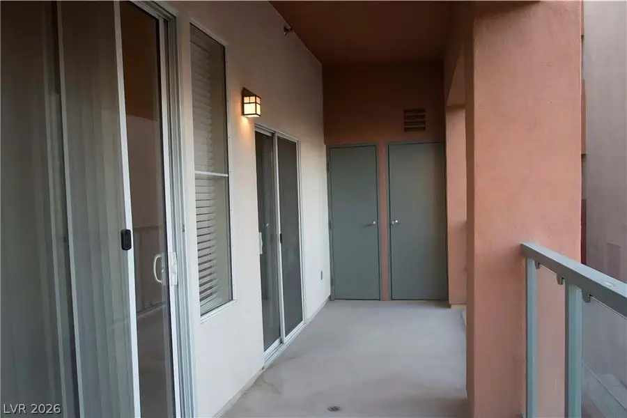 43 E Agate Avenue #302, Las Vegas, NV 89123 - #3