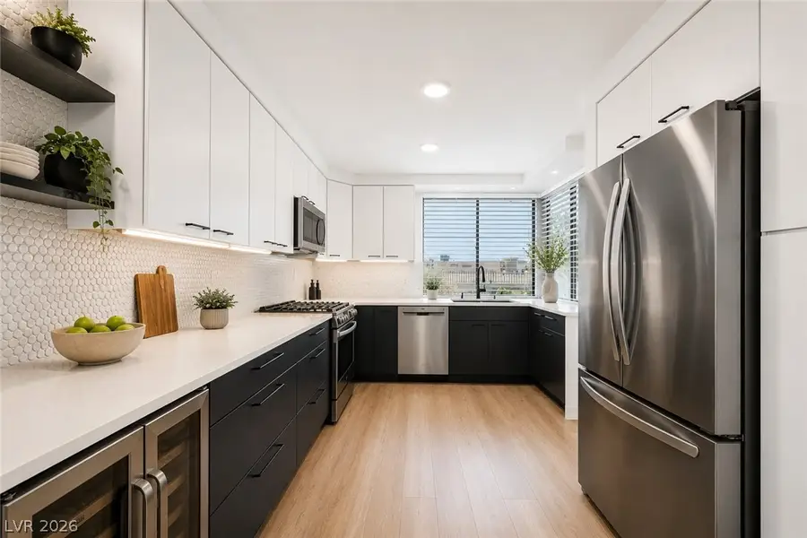 3182 Pradera Circle, Las Vegas, NV 89121 - #2