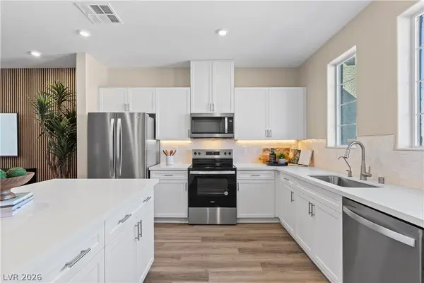10395 Sapphire Storm Street, Las Vegas, NV 89141
