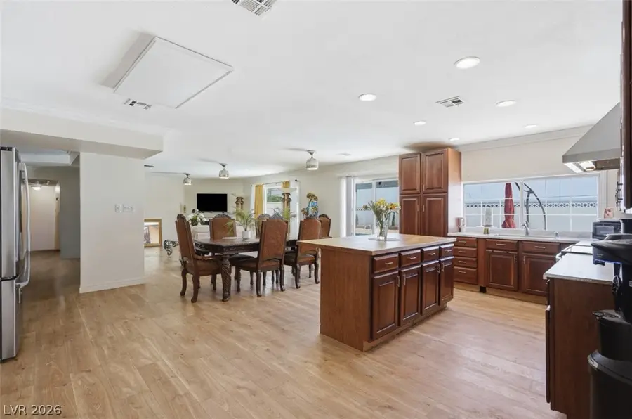 3719 Cherokee Avenue, Las Vegas, NV 89121 - #3