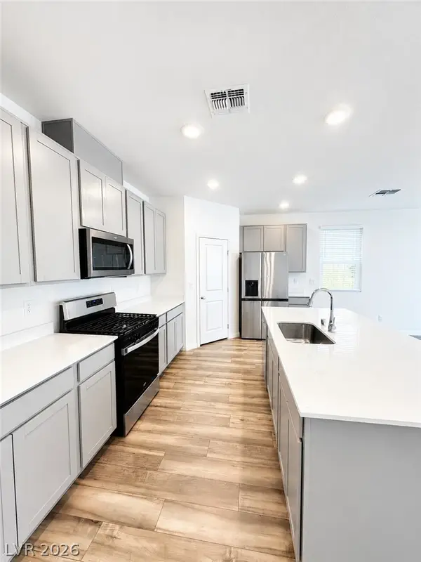 8917 Cherry Barn Street, Las Vegas, NV 89113
