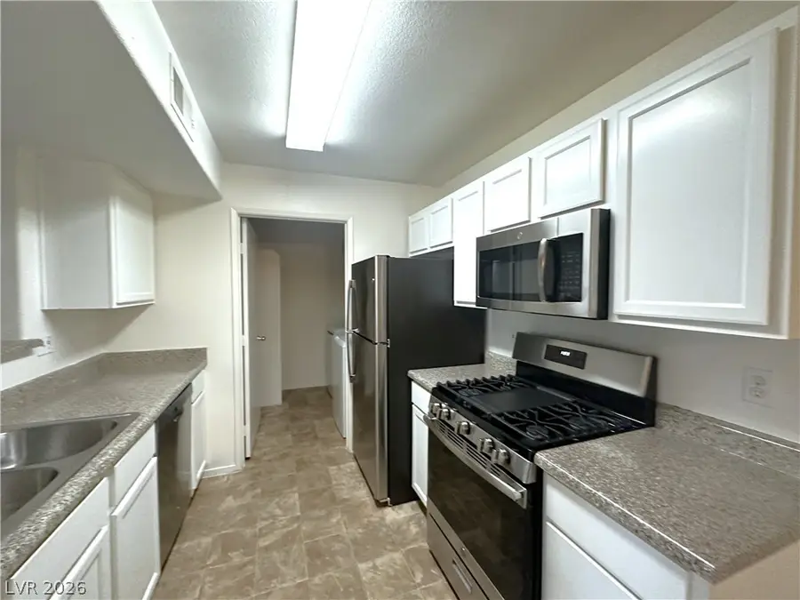 950 Seven Hills Drive #2211, Henderson, NV 89052 - #3