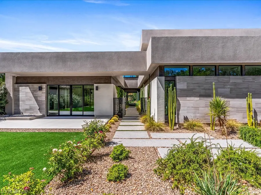 8733 Newport Isle Court, Las Vegas, NV 89117 - #2