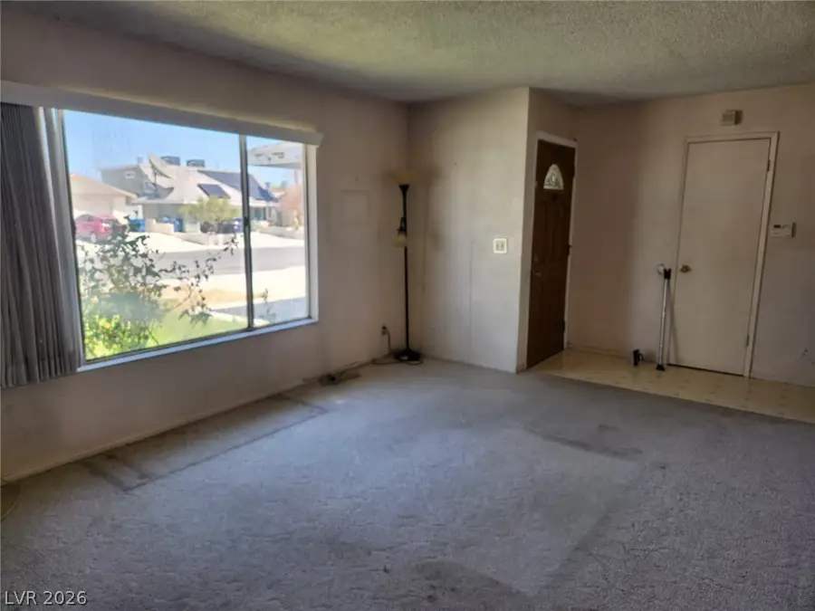7107 Fenway Avenue, Las Vegas, NV 89147 - #2
