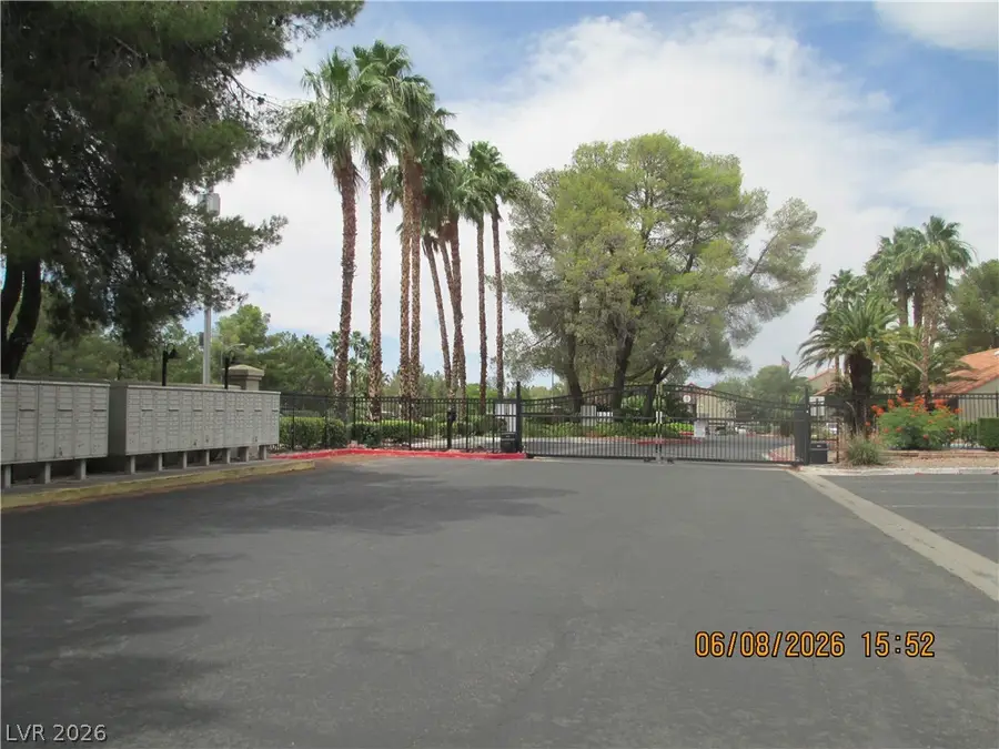 5028 S Rainbow Boulevard #201, Las Vegas, NV 89118 - #2