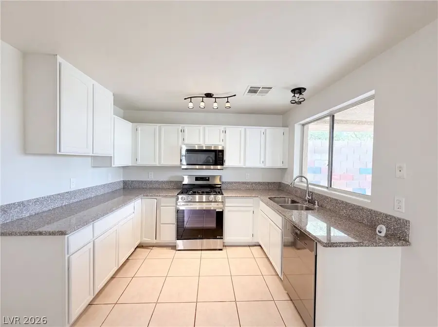 9328 Chilly Pond Avenue, Las Vegas, NV 89129 - #2