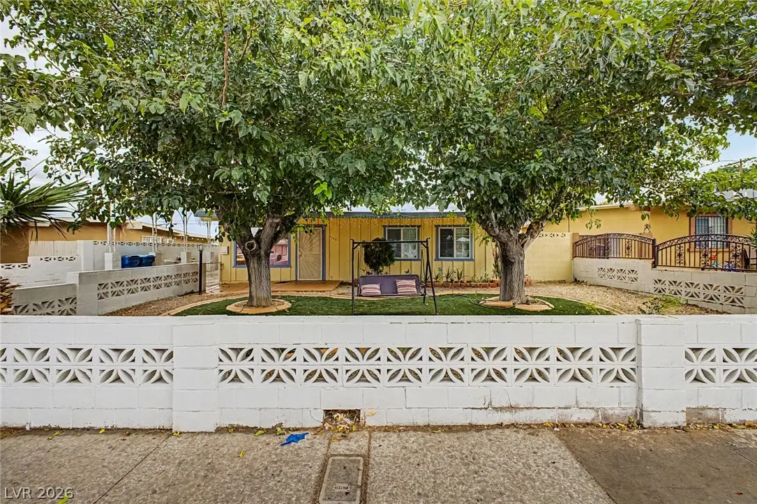 4345 Parkdale Avenue, Las Vegas, NV 89121 - #1