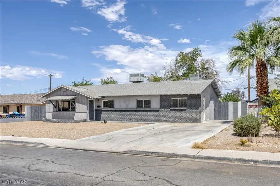 3210 Bluebird Street, Las Vegas, NV 89121 - #2