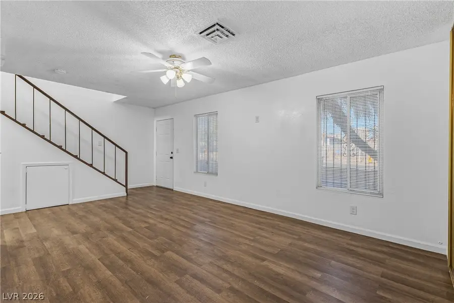 3974 Palos Verdes Street, Las Vegas, NV 89119 - #3