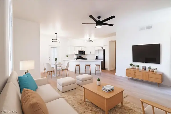 5225 W Reno Avenue #122, Las Vegas, NV 89118