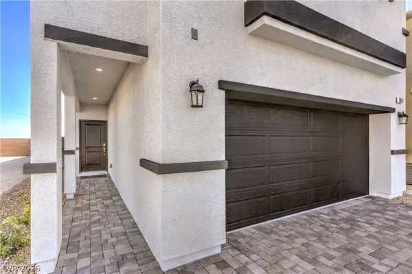 924 Galloway Lake Avenue, North Las Vegas, NV 89084