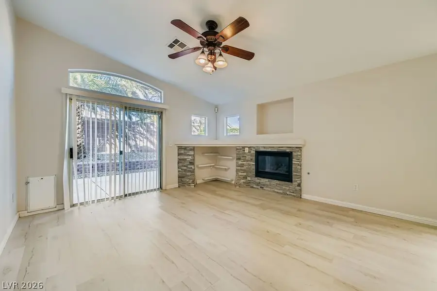 8136 Shady Glen Avenue, Las Vegas, NV 89131 - #2