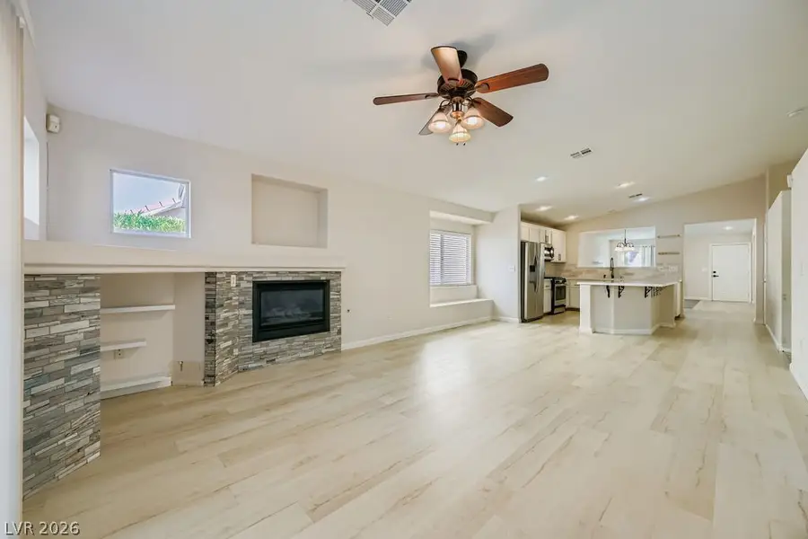 8136 Shady Glen Avenue, Las Vegas, NV 89131 - #3