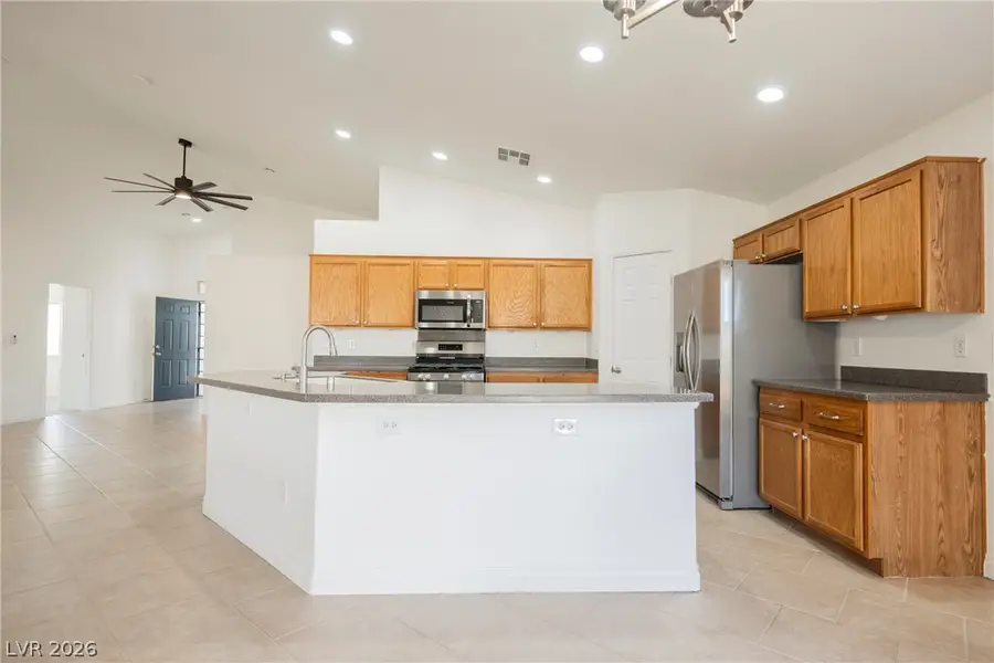 4025 W Delhi Avenue, North Las Vegas, NV 89032 - #2