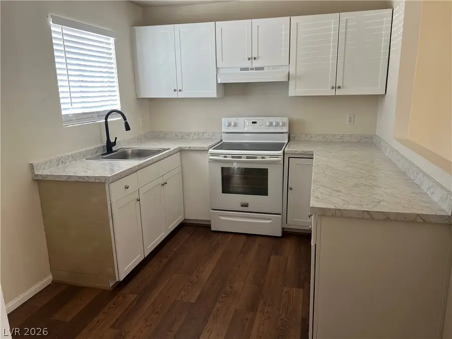 5422 Swenson Street #9, Las Vegas, NV 89119 - #3