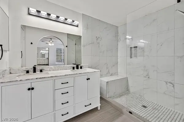 2200 S Fort Apache Road #2142, Las Vegas, NV 89117