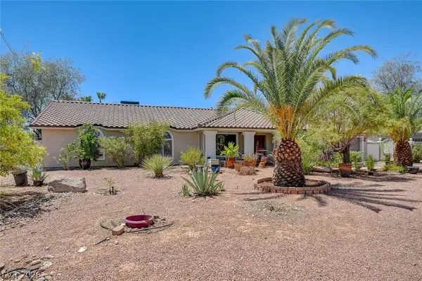 6790 W Oakey Boulevard, Las Vegas, NV 89146