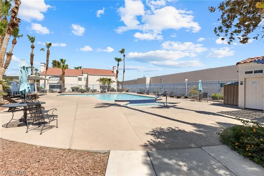 2725 S Nellis Boulevard #2052, Las Vegas, NV 89121 - #3