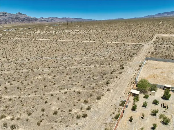 701 E Lock Way, Pahrump, NV 89060
