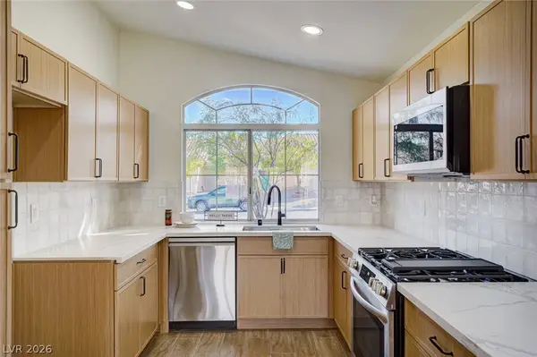 9844 Lenox Crest Place, Las Vegas, NV 89134