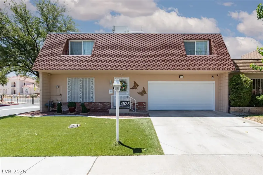3525 Victory Avenue, Las Vegas, NV 89121 - #3