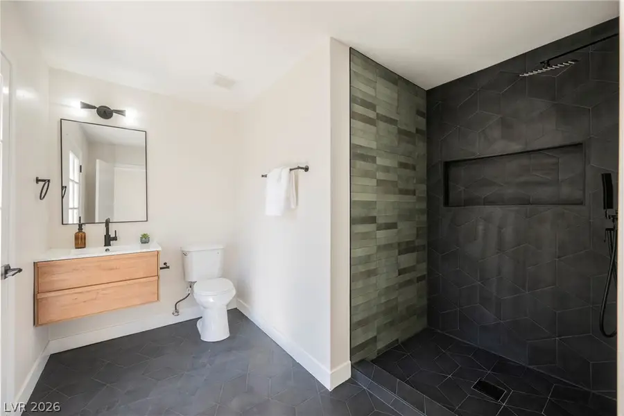 608 Tam O Shanter, Las Vegas, NV 89109 - #2