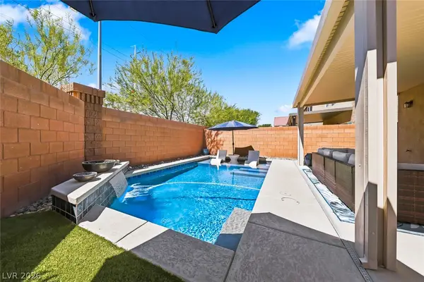 5507 Dry River Court, Las Vegas, NV 89141