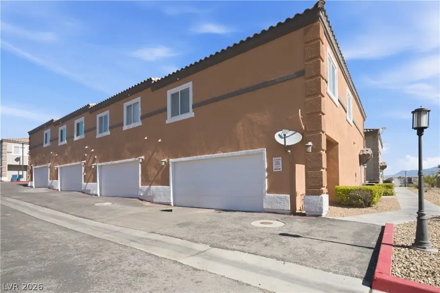 10410 Gold Shadow Avenue, Las Vegas, NV 89129 - #2