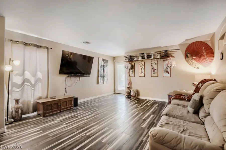 6431 Shining Sand Avenue, Las Vegas, NV 89142 - #2
