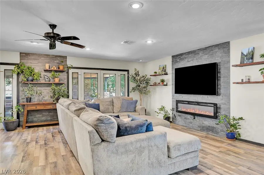 3949 Brighthill Avenue, Las Vegas, NV 89121 - #3