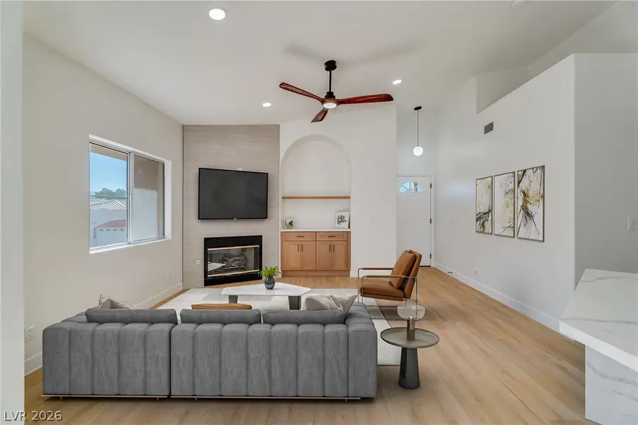 5225 W Reno Avenue #210, Las Vegas, NV 89118 - #2