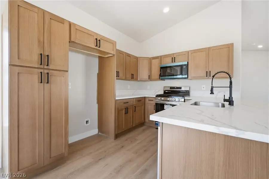 1530 Duhamel Way, North Las Vegas, NV 89032 - #2