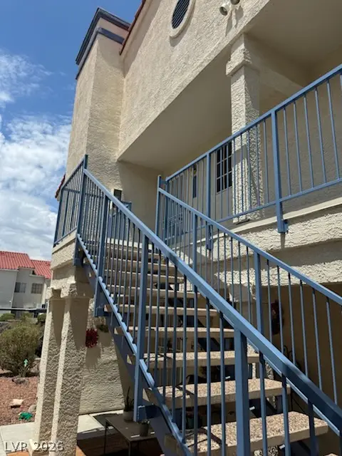 2725 S Nellis Boulevard #2047, Las Vegas, NV 89121 - #2