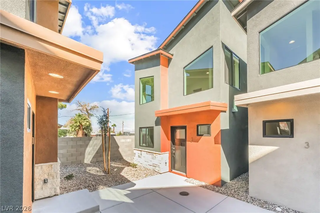 350 N 13th Street, Las Vegas, NV 89101 - #1
