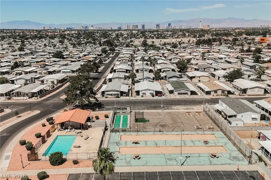 3442 Gulf Shores Drive, Las Vegas, NV 89122 - #3