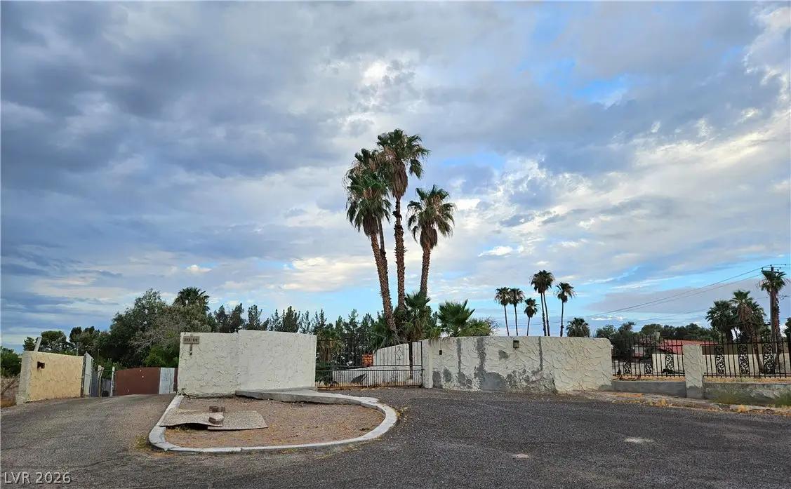 3115 E Viking Road, Las Vegas, NV 89121 - #1