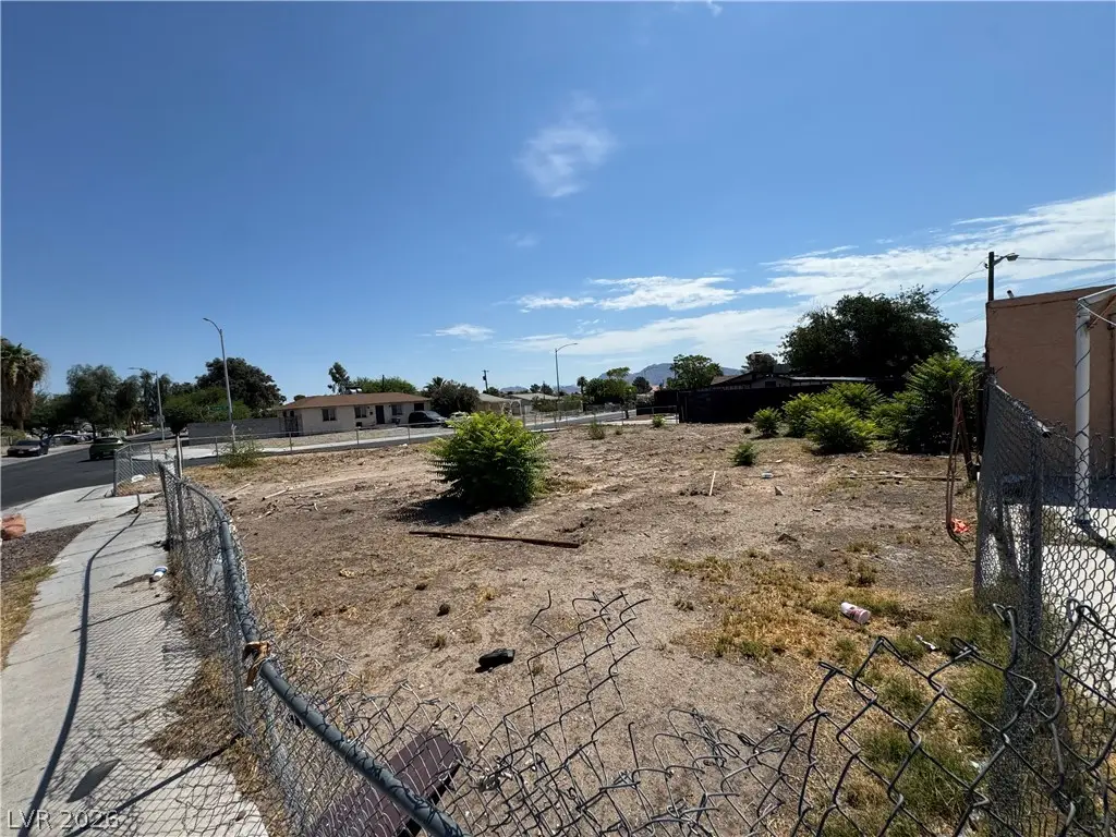 1712 Lewis Ave, Las Vegas, NV 89101 - #1