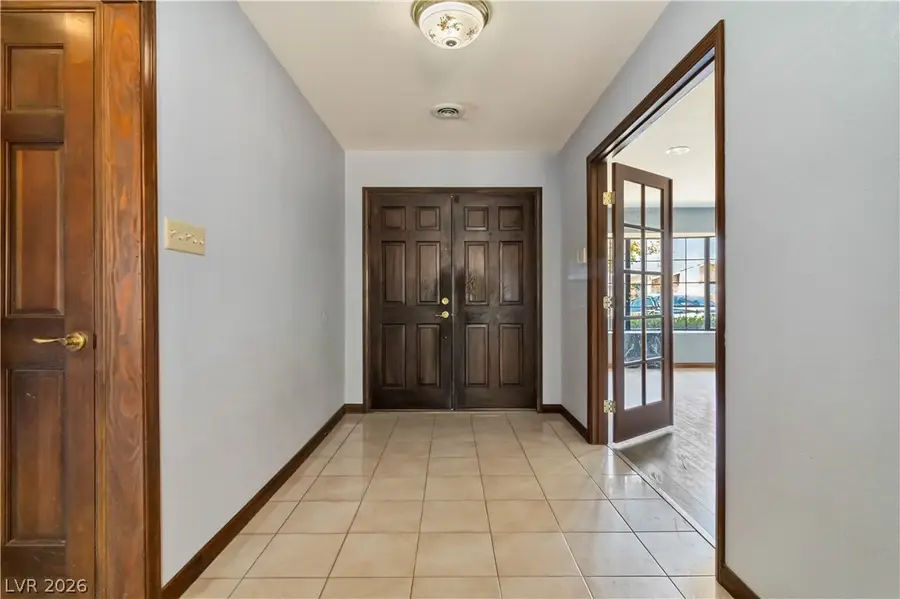 1727 Cherokee Lane, Las Vegas, NV 89169 - #3