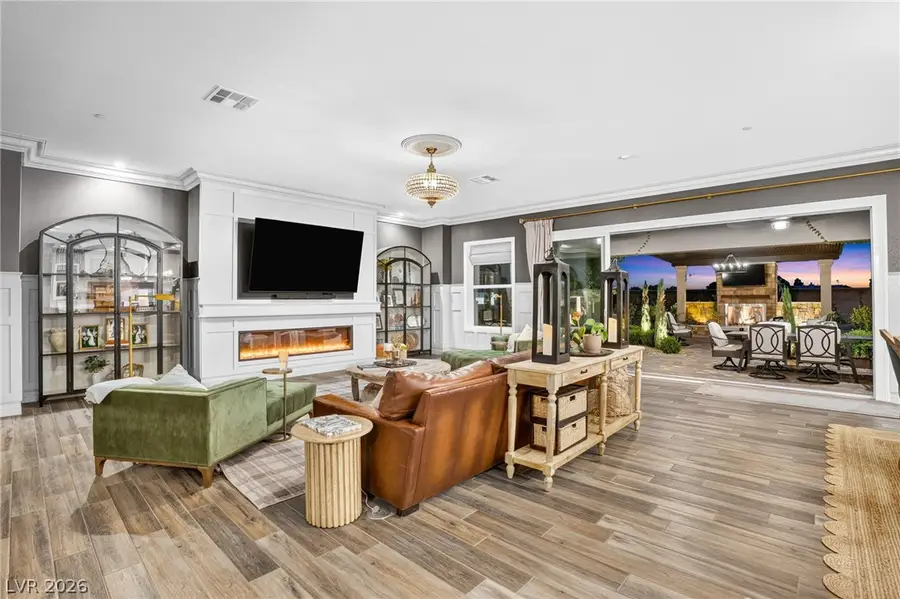 8535 Longmire Avenue, Las Vegas, NV 89143 - #2