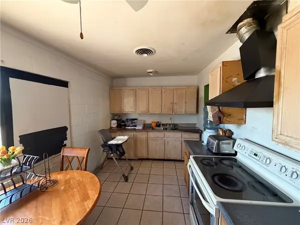 1913 Hart Avenue, North Las Vegas, NV 89032